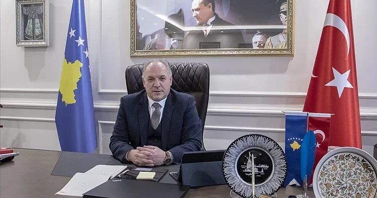 Kosova da yeni hükümet kuruldu: Başbakan Kurti ye Türk yardımcı