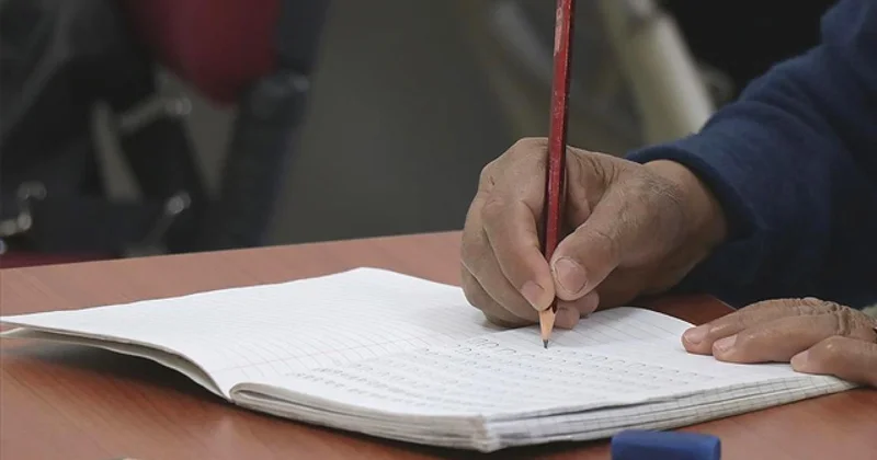 Okuma ve yazma demans riskini yaklaşık yüzde 40 azaltıyor