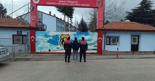 Isparta da 18 suçtan 27 yıl 9 ay hapis cezası bulunan şahıs yakalandı Isparta Haberleri