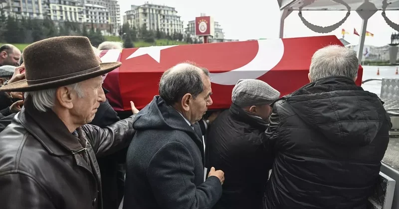 Fatih Terim ve Dursun Özbek, Candemir Berkman ın cenazesinde bir araya geldi