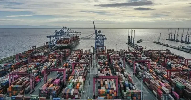 Serbest bölgeler 2026 da 14 milyar dolarlık ihracat hedefliyor