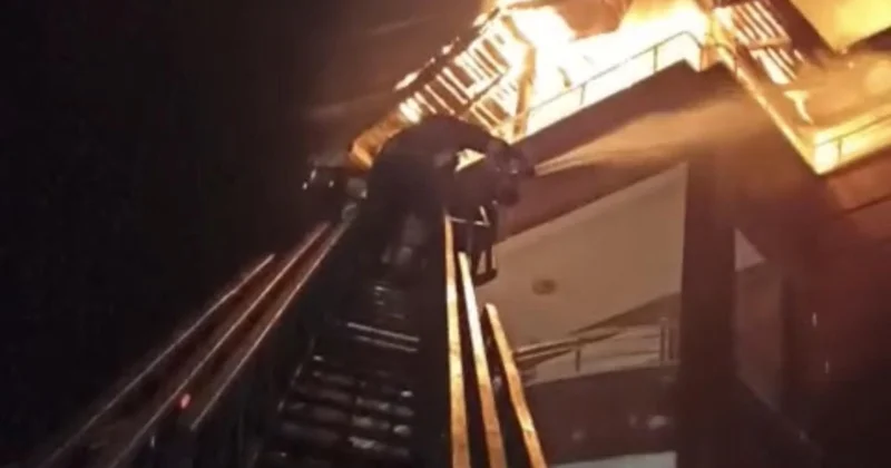 Yozgat ta apartmanın çatı katında çıkan yangın söndürüldü