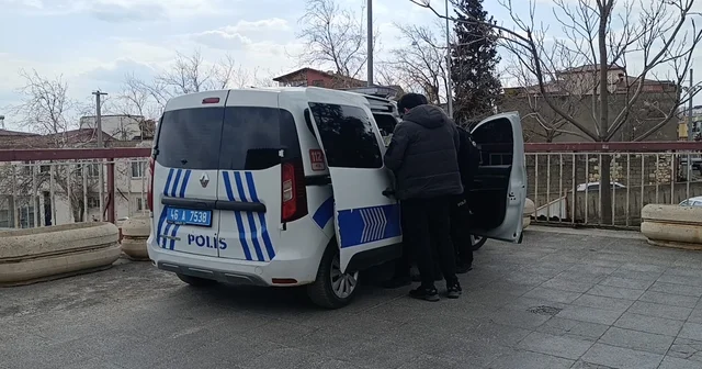 Kahramanmaraş ta bir dal sigara tartışması bıçaklı kavgaya dönüştü: 1 yaralı Kahramanmaraş Haberleri