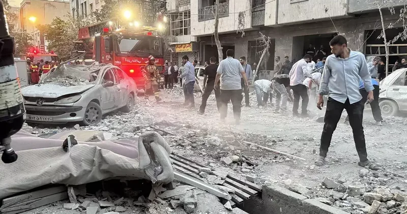 İran dan art arda açıklamalar! Savaşta 2 büyük kayıpları var