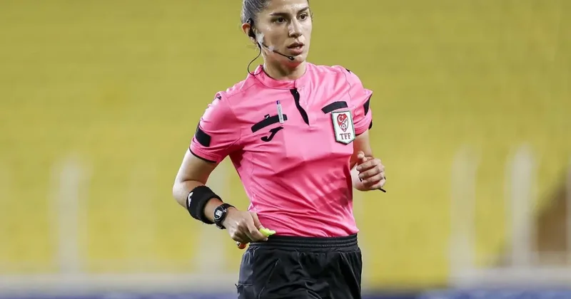 Süper Lig de tarihi karar: Kadın hakem ilk kez maç yönetecek