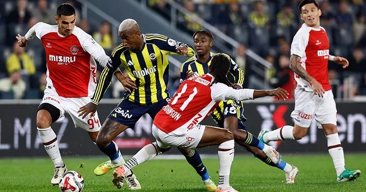 Fenerbahçe ile Fatih Karagümrük ligde 18. randevuda