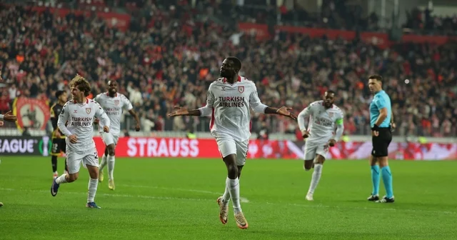 UEFA Konferans Ligi: Samsunspor: 1 Rayo Vallecano: 2 (İlk yarı) Samsun Haberleri