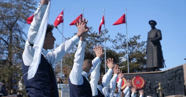 Erzurum un kurtuluşunun 108 nci yıl dönümünü coşkuyla kutladı Erzurum Haberleri