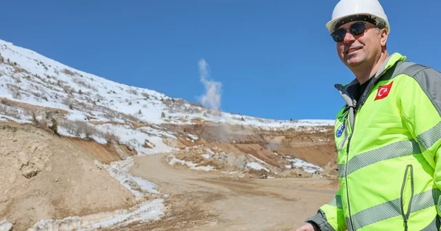 Tecer Taş Kırma ve Eleme Tesisi nde yeni sezonun ilk patlatması yapıldı Sivas Haberleri