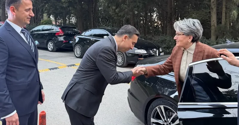 Meral Akşener iftarda ortaya çıktı! Son hali dikkat çekti