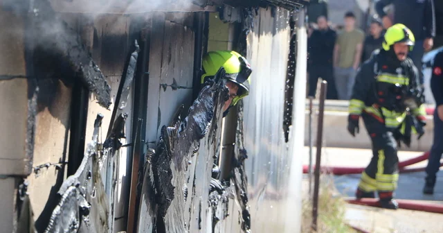 Ev ve yanındaki mobilya atölyesi yandı Bolu Haberleri