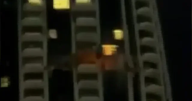 Dubai’de sivil bir binaya isabet eden İHA yangına yol açtı VİDEO İZLE