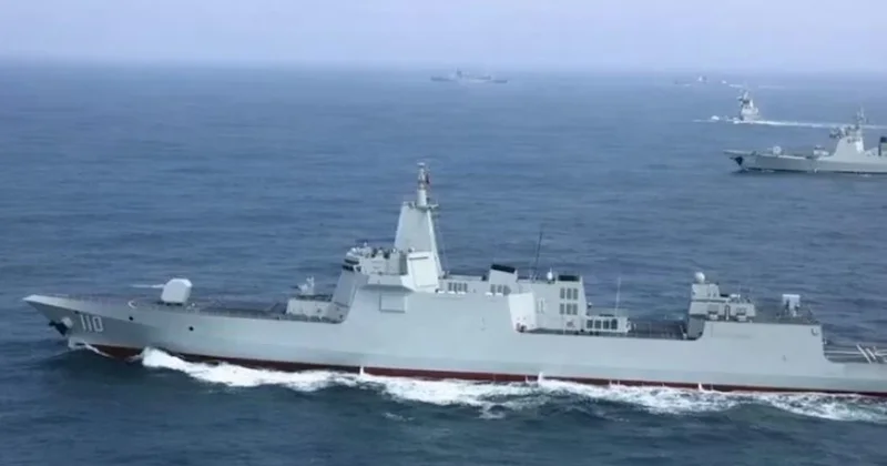 10 bin tonluk gemileri denize indirerek şov yaptılar Sözcü Gazetesi