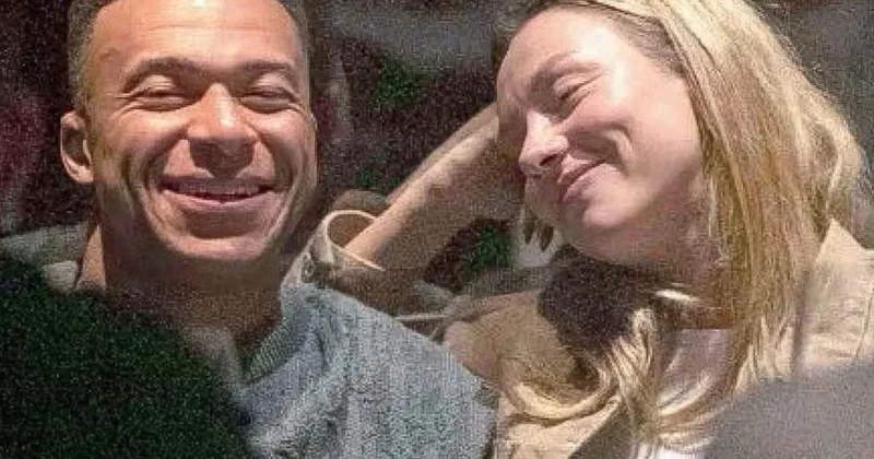 Paris’te buluştular! Mbappé ve Expósito’nun o anı konuşuluyor Sözcü Gazetesi