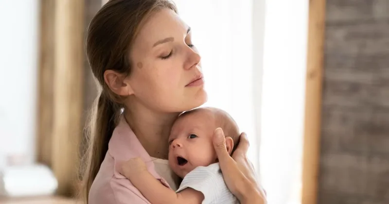 İlk doğum yaşı 27.3’e yükseldi