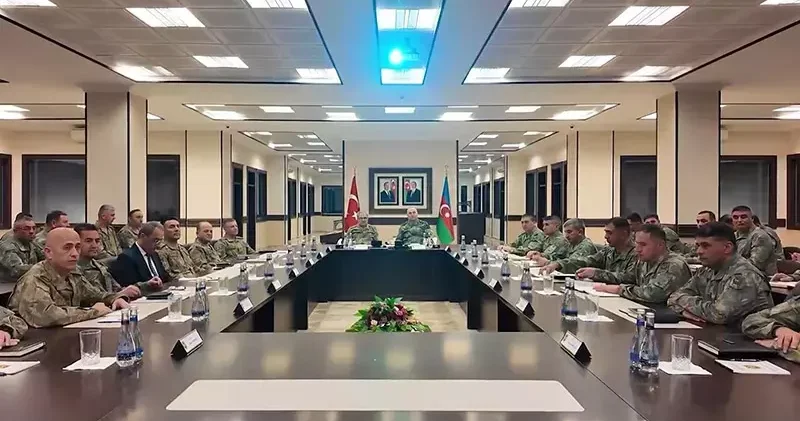 Kara Kuvvetleri Komutanı Tokel den, Nahçıvan a ziyaret