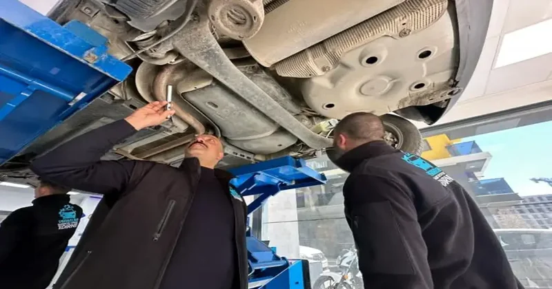 Güvenip ekspertize sokmadı, aracın altından zula çıktı