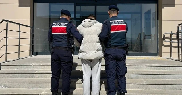 Kırıkkale de aranan 2 hükümlü jandarma operasyonuyla yakalandı Kırıkkale Haberleri