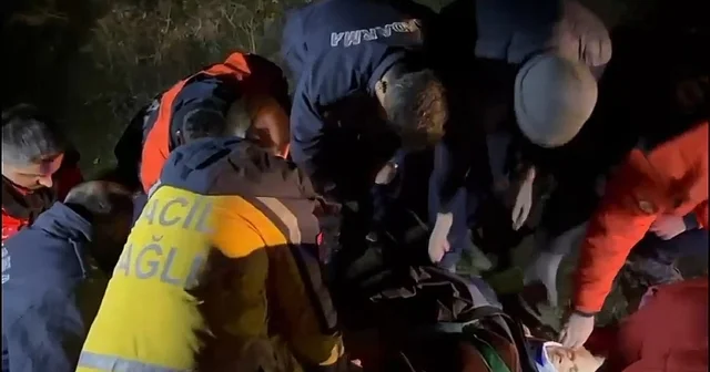 Ormanda kaybolan yaşlı kadın baygın halde bulundu Bartın Haberleri