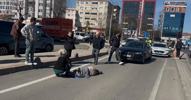 Tekirdağ da korkutan kaza: Arabanın çarptığı yaya yere yığıldı Tekirdağ Haberleri