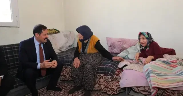 Hatay valisi Masatlı’dan merhametiyle Türkiye ye örnek olan fedakar anneye anlamlı ziyaret VİDEO İZLE
