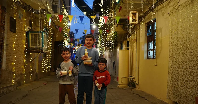 Bağdat ın eski mahallelerinde yaşatılan bir ramazan geleneği: Komşudan komşuya iftar