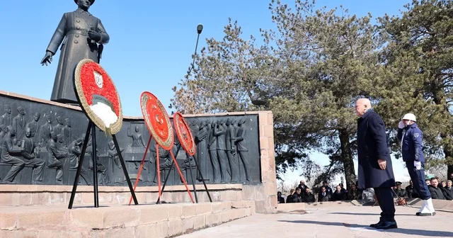 Başkan Sekmen; 12 Mart bir destanın adıdır Bu topraklar şehitlerimizin kanlarıyla yoğrulmuştur Erzurum Haberleri