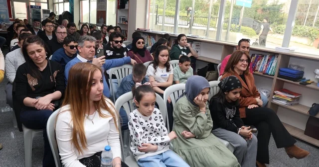 Görme engelli sporcular için canlı radyo tiyatrosu sahnelendi Bursa Haberleri