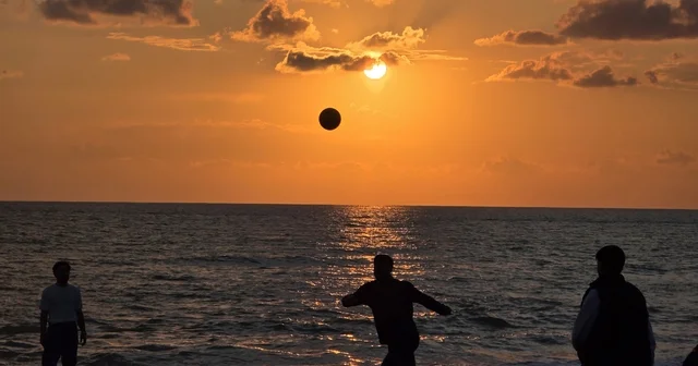 Hatay da gün batımı kartpostallık görüntüler oluşturdu Hatay Haberleri