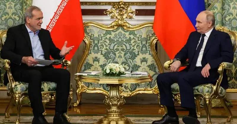 Putin, İran Cumhurbaşkanı Pezeşkiyan ile telefonda görüştü