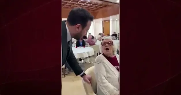 AK Parti İstanbul Başkanı Abdullah Özdemir yaşlı Bakım ve rehabilitasyon Merkezi ni ziyaret etti.