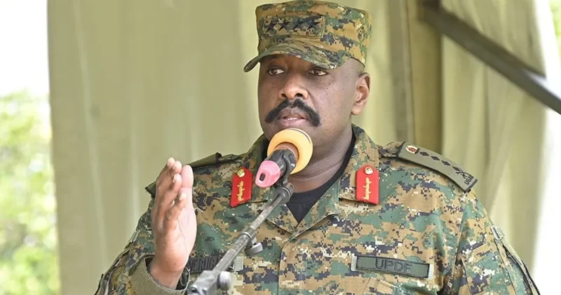 Türkiye yi tehdit etmişti: Uganda Savunma Kuvvetleri Komutanı geri adım attı
