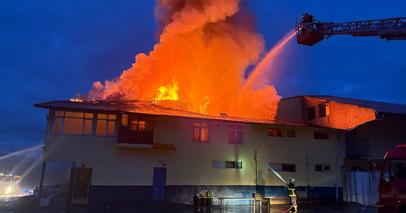 Kastamonu da tekstil fabrikasında yangın