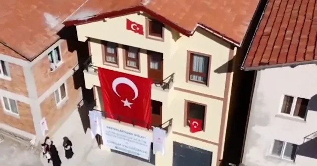 Pençe Kilit şehidi Mustafa Uslu nun annesine söz verdiği evi bakanlık yaptı VİDEO İZLE