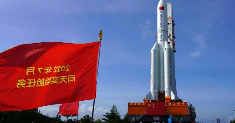 Çin yeni internet uydusunu uzaya fırlattı Dünya Haberleri