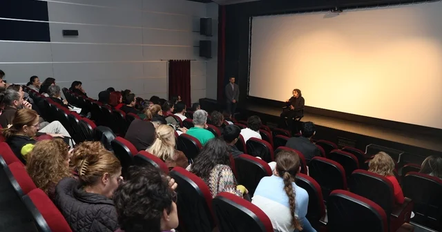 Altın Portakallı yönetmen Seyfettin Tokmak Nilüferlilerle buluştu Bursa Haberleri