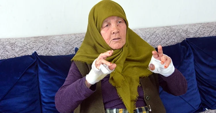 Komşusu, yaşlı kadına kabusu yaşattı: Annem paket gönderdi deyip evine girdi, bıçak zoruyla altınlarını çaldı