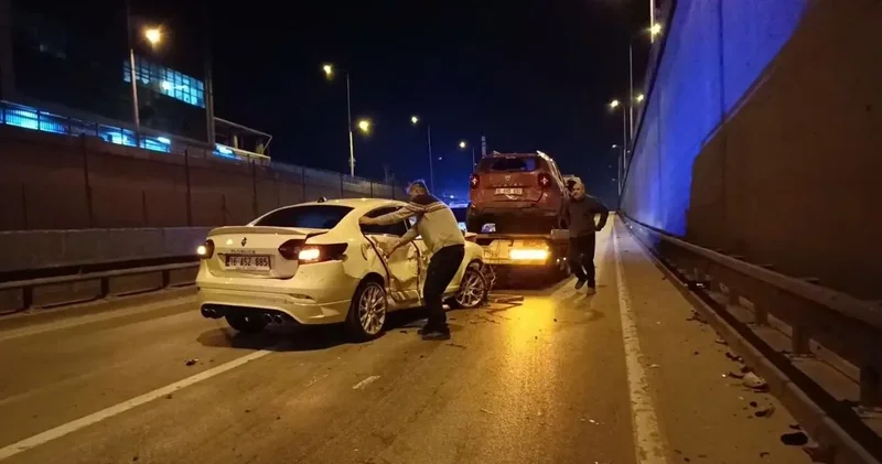 Bursa Ankara Yolu nda kaza: Yaralanan 6 kişi hastaneye kaldırıldı