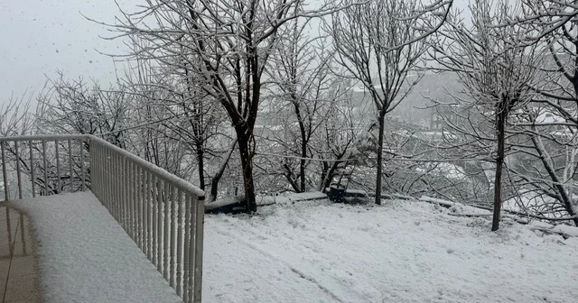 Hakkari beyaza büründü Hakkari Haberleri
