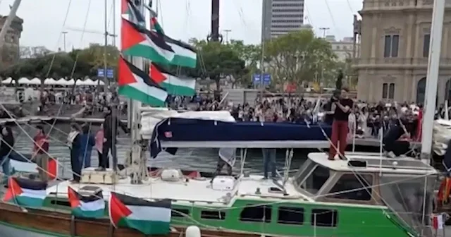 Gazze için umut yolculuğu yeniden başladı: Küresel Sumud Filosu Barselona’dan yola çıktı VİDEO İZLE