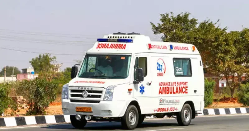 Hindistan da trafik kazası: 13 ölü, 30 yaralı