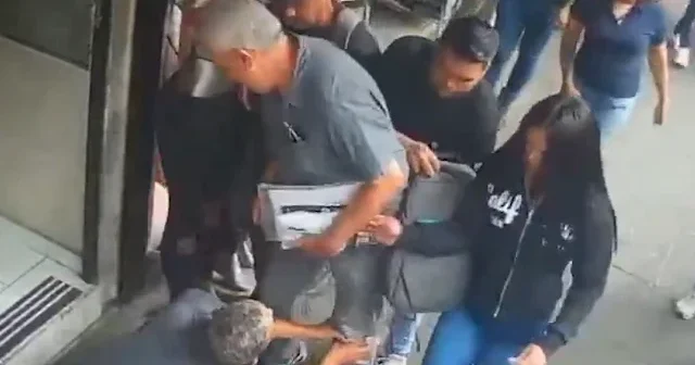 Gıdıklayıp soydular: Kolombiya’da akıllara durgunluk veren yöntem kamerada VİDEO İZLE