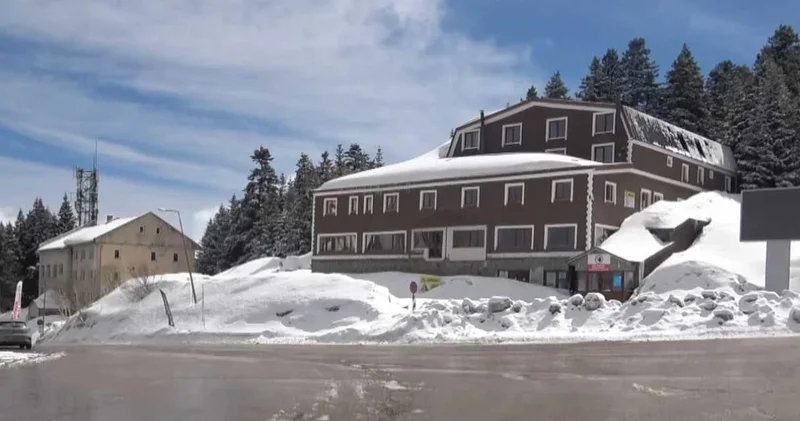 Uludağ’da şaşırtan görüntü! Oteller birer birer kapandı