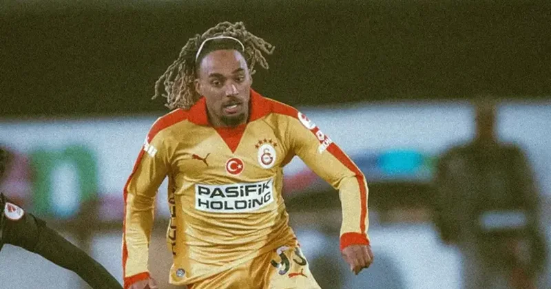 Galatasaray da Sacha Boey un kaderi, Okan Buruk un ellerinde! Haber bekliyor Fanatik Gazetesi Galatasaray (GS) Haberleri Spor