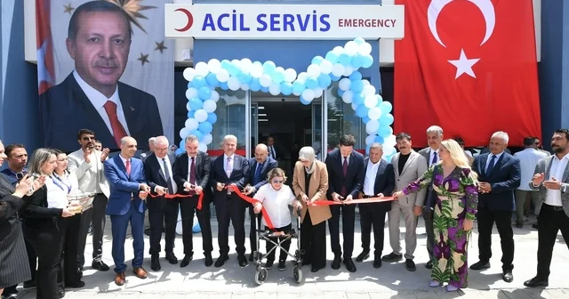 Edremit te çifte sağlık yatırımı Hem Aile Sağlığı Merkezi hem yeni Acil Servis açıldı Balıkesir Haberleri