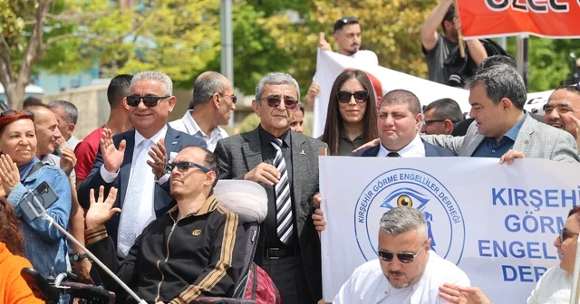 Kırşehir de engelli bireyler için sessiz yürüyüş düzenlendi Kırşehir Haberleri