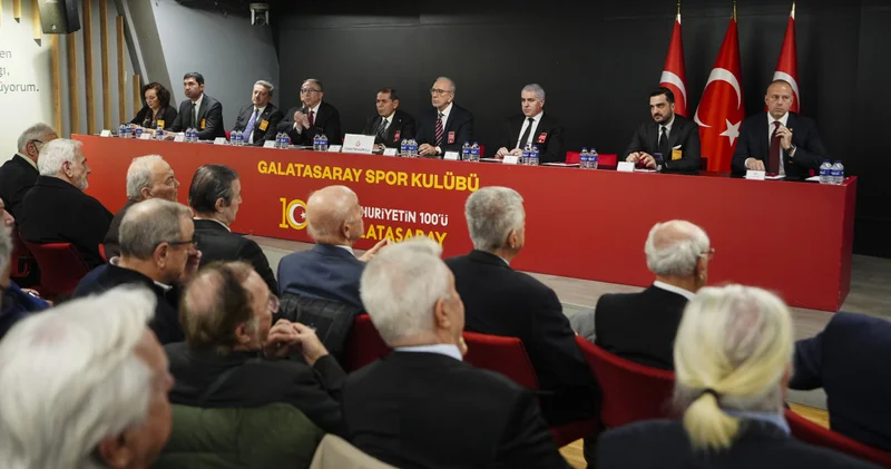 Galatasaray da divan kurulu toplantısı zamanı!