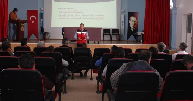 Dicle de çiftçiler kırsal kalkınma yatırımlarının desteklemeleri hakkında bilgilendirildi Diyarbakır Haberleri