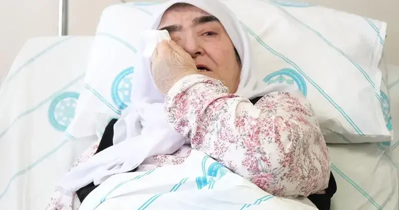 Göğsünden ameliyatla 7 kilo 750 gram kitle çıkarıldı