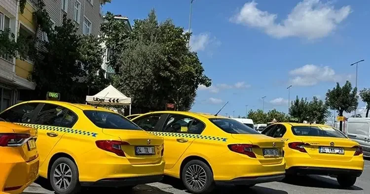 İBB 250 taksi plakasından 5’sını sattı! İşte fiyatı…